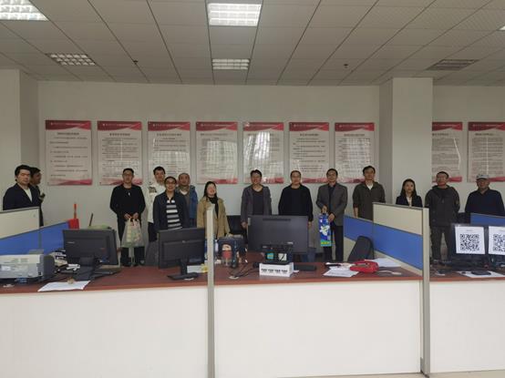 说明: F:\学院办公室2017—2020\会议照片和资料\2023年照片\2023.04.30 五一节走访\照片\IMG_20230428_103155.jpg